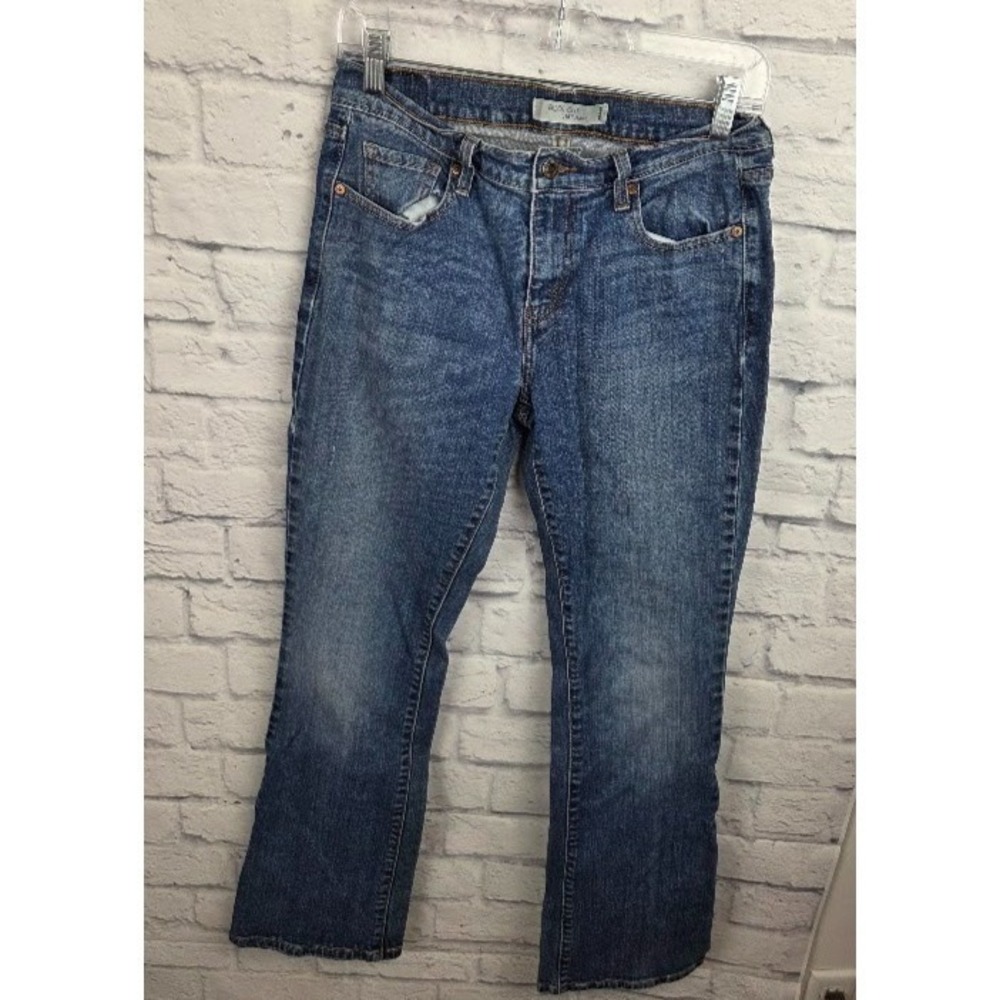 Levi's 515 Bootcut Women's Jeans Size 6 M Medium Wash Folded Pockets Distressed